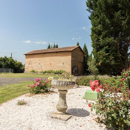 Gite Des Moulins Castelnau-d'Estretefonds Exterior photo