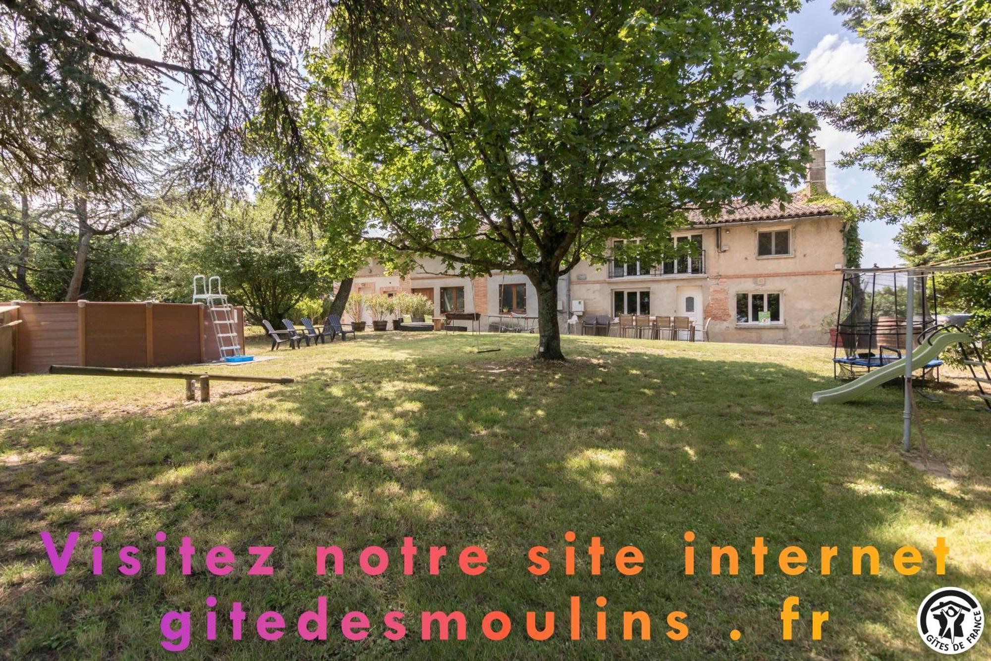 Gite Des Moulins Castelnau-d'Estretefonds Exterior photo